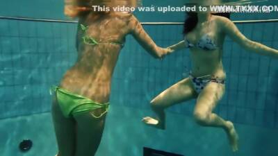 Swimming Naked And Horny Undressing Teens In The Pool - upornia.com