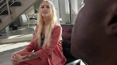 Marilyn Johnson - The Interview - Marilyn Johnson - upornia.com