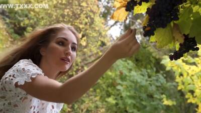 Rachelle Summers - Bohemian Chick To Sex Slave - upornia.com