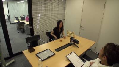 人妻がAV面接に登場色気たっぷりスレンダーエロボディ - txxx.com - Japan