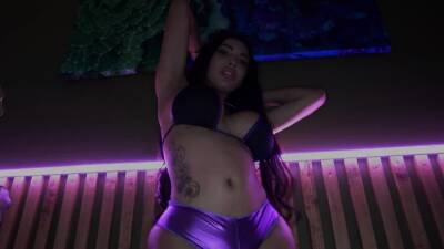 Bootylicious trans babe fucked by bf - nvdvid.com