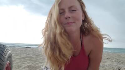 Livstixs Topless On The Beach - hclips.com
