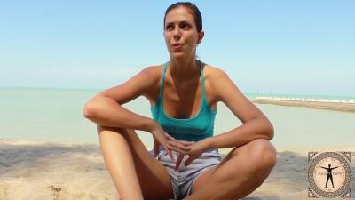 Position Lie & Low For Basic Bj. Jve Research. Julia V Earth - hclips.com