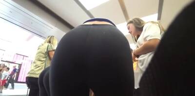 Sexy Teen Ass VPL In Tights - voyeurhit.com