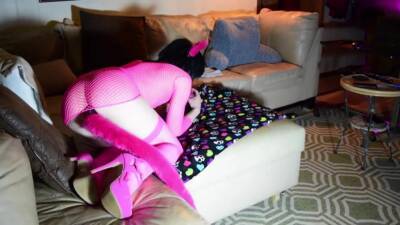 Sissy Kitten alone with new toy - fetishpapa.com