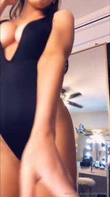 Molly Eskam Nude February Video - hclips.com