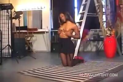 Petite Ebony Enjoying Bbc - upornia.com