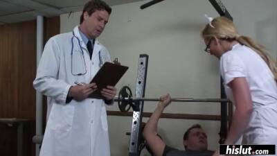 Doctor fucks his naughty assistant - sunporno.com