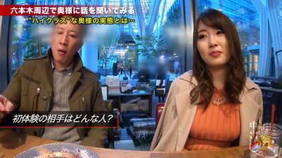 Realize a man's dream, a naked apron - txxx.com - Japan