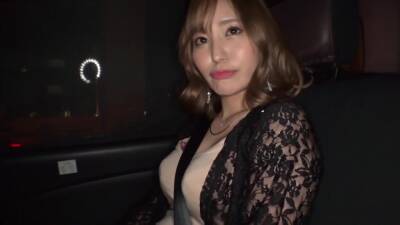 ガールズバーで働く百戦錬磨の美巨乳ガバマン嬢086wwwwwwwwww - txxx.com - Japan