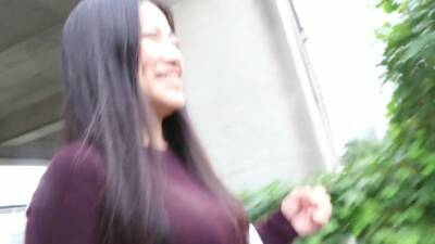 人妻がチンポ欲しさに他人と不倫セックス旦那じゃ満たされない性欲を他人棒で発散 - txxx.com - Japan