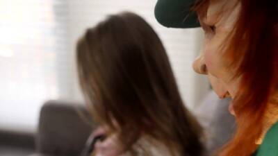 Put your huge gold dick in my wet pot - nvdvid.com