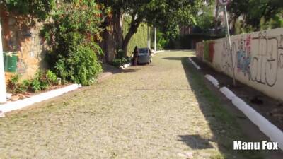 Um Desconhecido Me Fudeu Na Rua E Gozou Em Mim 10 Min - upornia.com