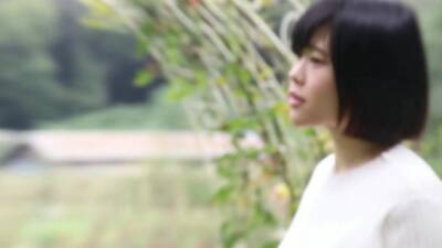 Hair color is a gradation from black to brown - txxx.com - Japan