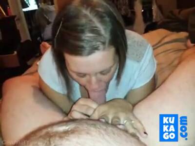 Chubby drains his cock - fetishpapa.com