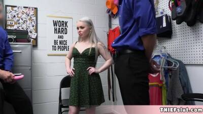 Cute Thief Was Really Unclucky Today - hclips.com