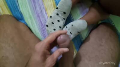 Fetichismo De Pies Footjob Sockjob And Handjob And Cum On Feet Recopilacion - upornia.com