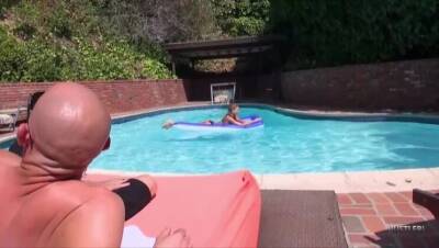 Sydney Cole - My Teenage Stepsister - veryfreeporn.com