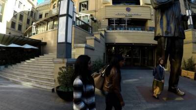 Lingerie Talk Leads To Deep Oral Sex - nvdvid.com