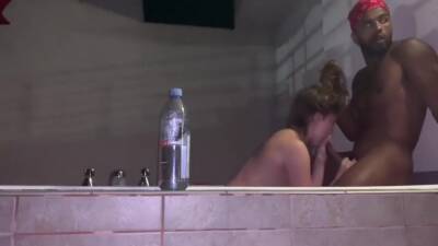 Hot Woman - hclips.com