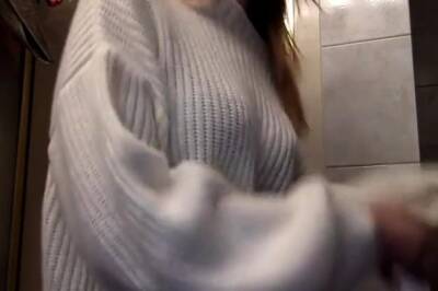 gissele strips and showers - nvdvid.com