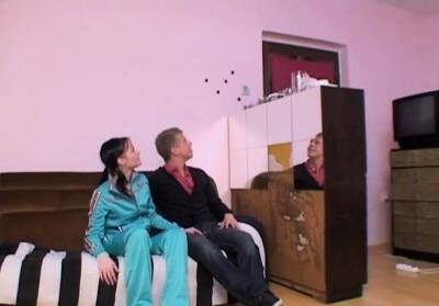 Group sex with 2 dirty doxies looks so breathtaking - nvdvid.com - Russia