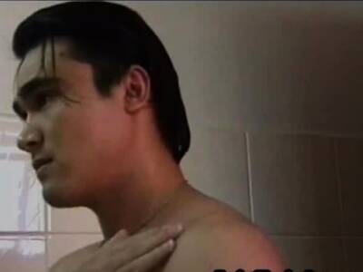 Asian twunk stroking shaft in bathroom - nvdvid.com