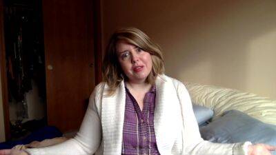 Mature Feedee Measures Her Body - upornia.com