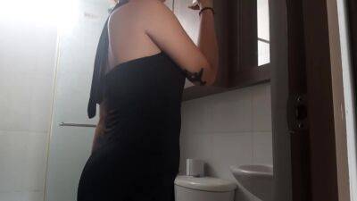 My Girlfriend Sends Me A Video Changing Her Clothes At My Parents House - hclips.com