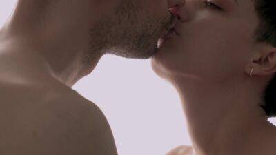 (asmr) Besos Apasionados Y Calientes Pareja Real 4k - hclips.com