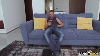 Early Girl Catches The Cock - upornia.com