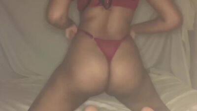 Morena Latina Aceita Su Culo - upornia.com