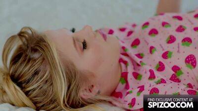 CoCo Lovelock - Tiny Squirting Housesitter Takes Bbc - Coco Lovelock - upornia.com