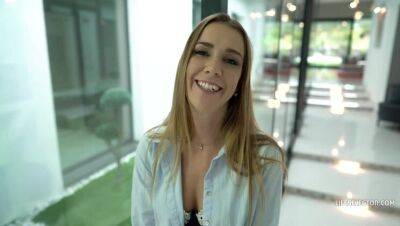 Alexis Crystal - Sticky Situation - porntry.com