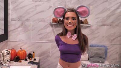 Bailey Base - The Lobster & The Mouse - hclips.com