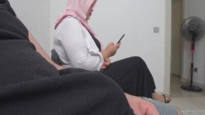 She Is Shocked! I Take The Risk Of Getting My Cock Out In Front Of Hijab Woman. 9 Min - hclips.com