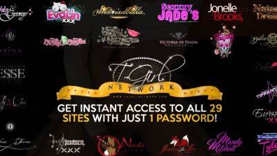 Teen Bailey Drinks Her Own Cum - drtvid.com