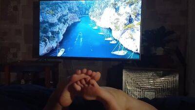 Wonderfull Blowjob From Girl With Beautifull Footfetish - hclips.com