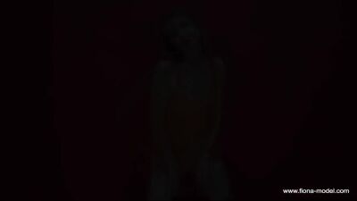 Fiona 184 - upornia.com