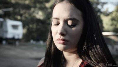 Silvia Saige - Gia Paige - Avi Love - Family Vacation - porntry.com