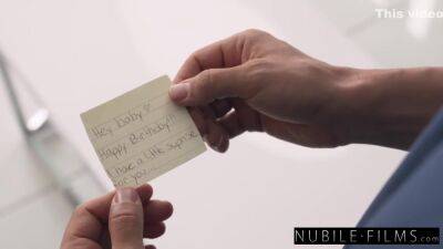 Eliza Ibarra - Chloe - Chloe Cherry And Eliza Ibarra - Dont Be Shy - S38:e23 - upornia.com