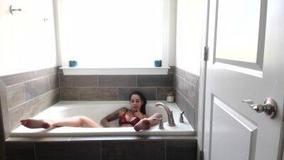 Blonde Tight Pussy Babe Solo Toy Fun In Glamour Masturbation - hclips.com