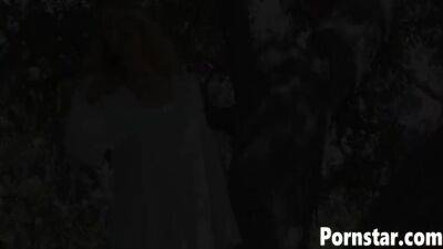 Blake Bartelli In Gorgeous Babe In Boots Masturbates Outdoors - upornia.com