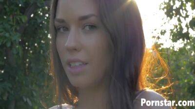 Madi - Madi Meadows In Enjoys Fingering Her Pussy Outdoors - upornia.com