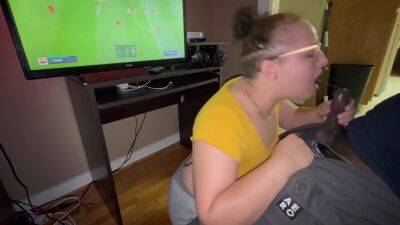 Watch Her Take My Soul Playing Fifa - hclips.com