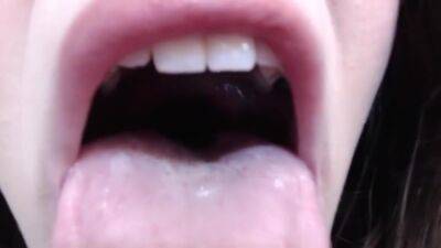 Hot Bbw Big Boobs Plays Cam - upornia.com