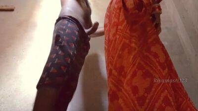 Kam Wali Ledish Ko Kichan Me Choda Dwake Indian Sexy Videos Hindi Me - hclips.com - India