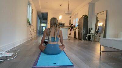 Blonde Teen Sierras First Erotic Masturbation Video - hclips.com