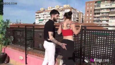 IMPRESSIVE! They can't barely get to the studio and are already fucking in the street - veryfreeporn.com - Spain