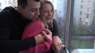 Please let me in, I just wanna fuck! - veryfreeporn.com